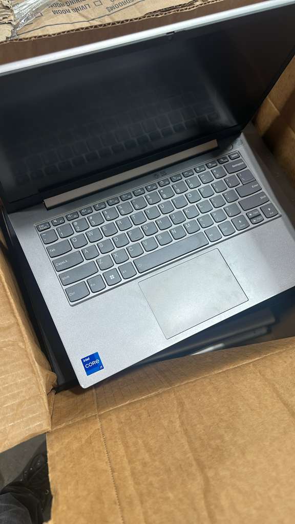 270 Mix Laptop Stock