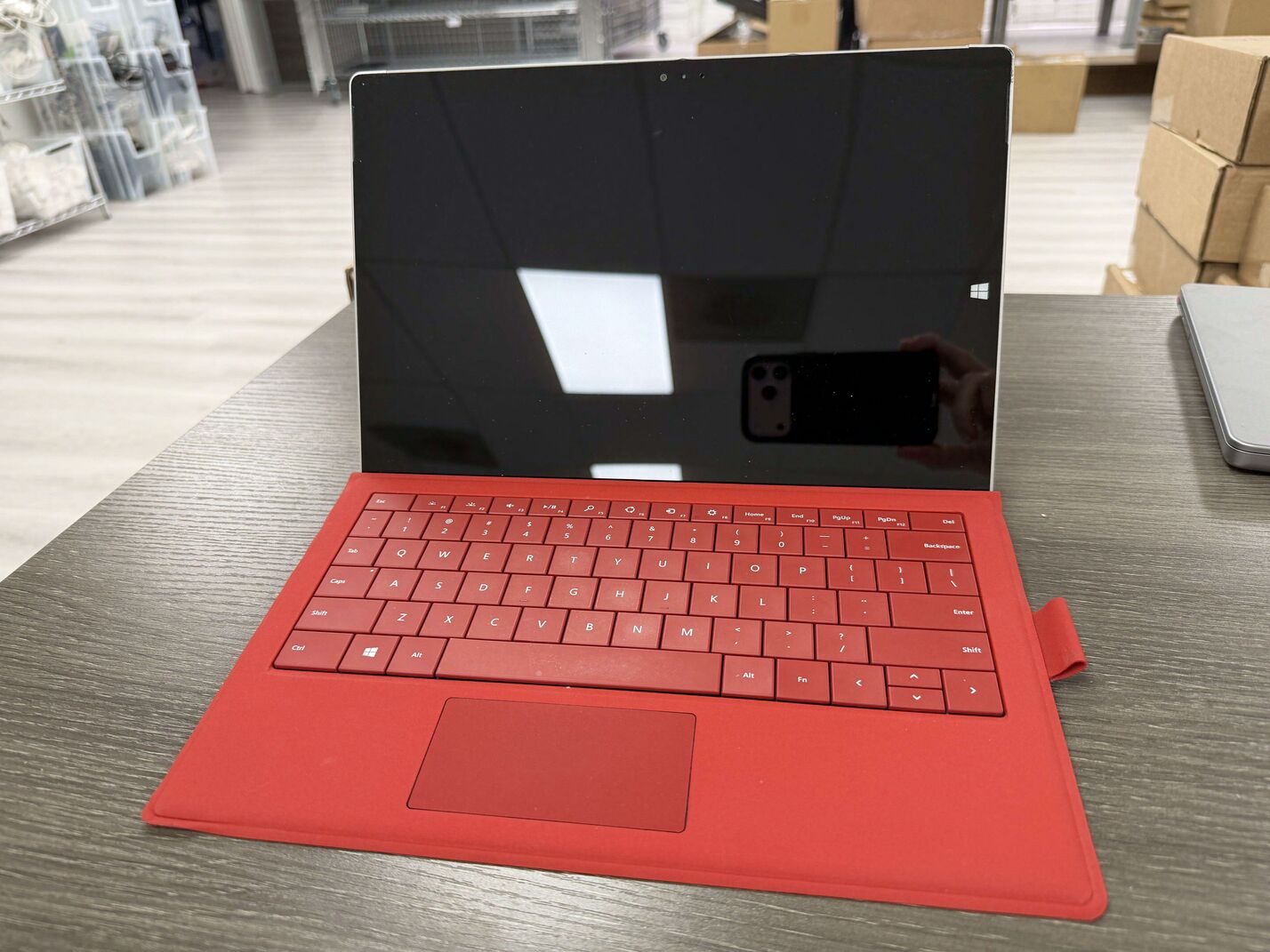 100 Microsoft Surface Pro 3 Laptops